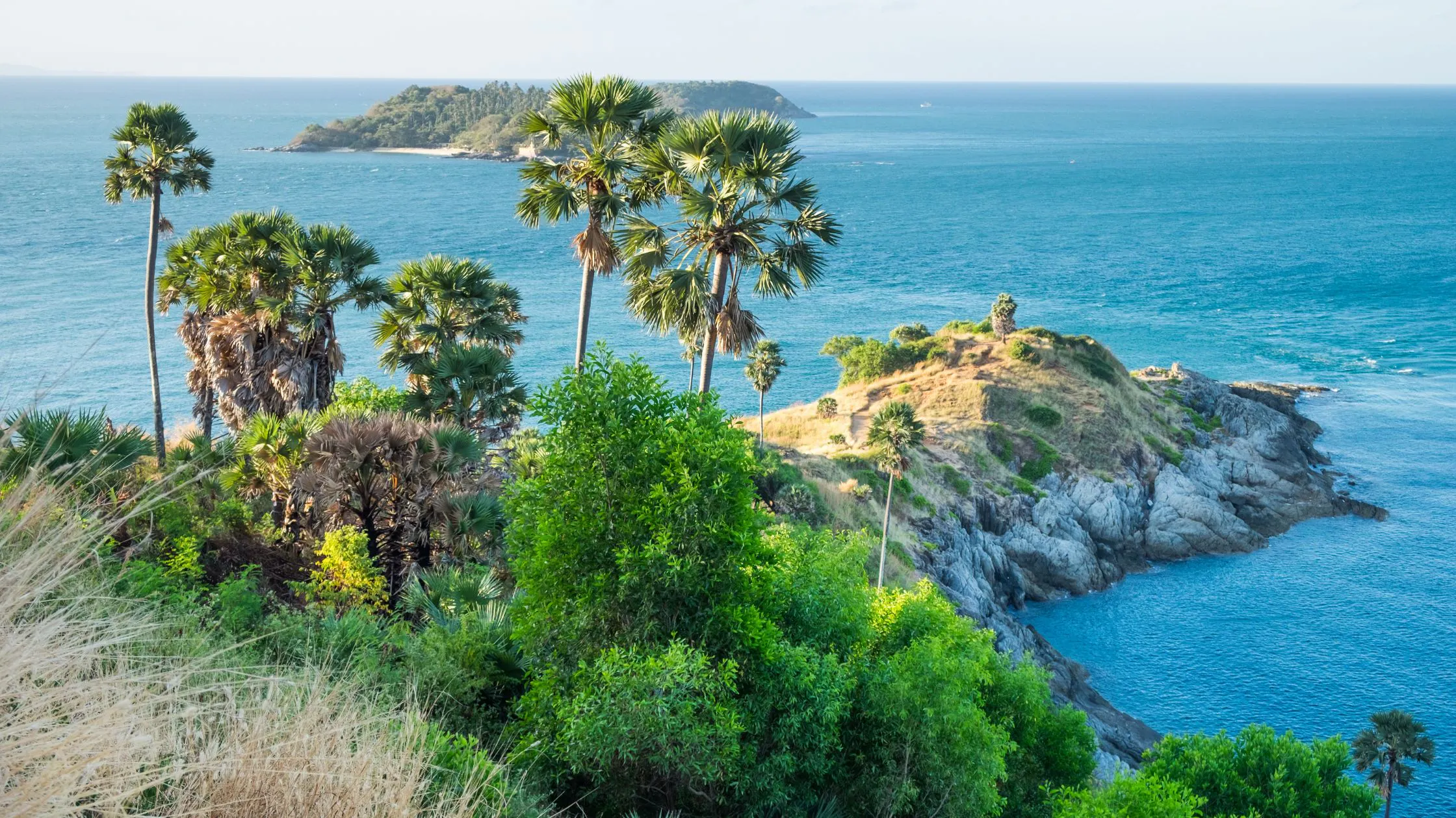 Promthep Cape – Stunning Sunset Viewpoint